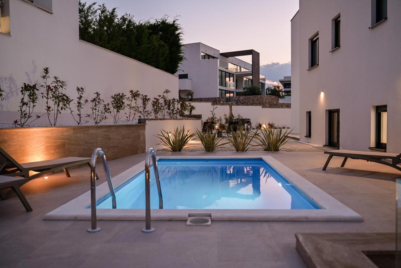 Apartments Sea & Stone Malinska Esterno foto