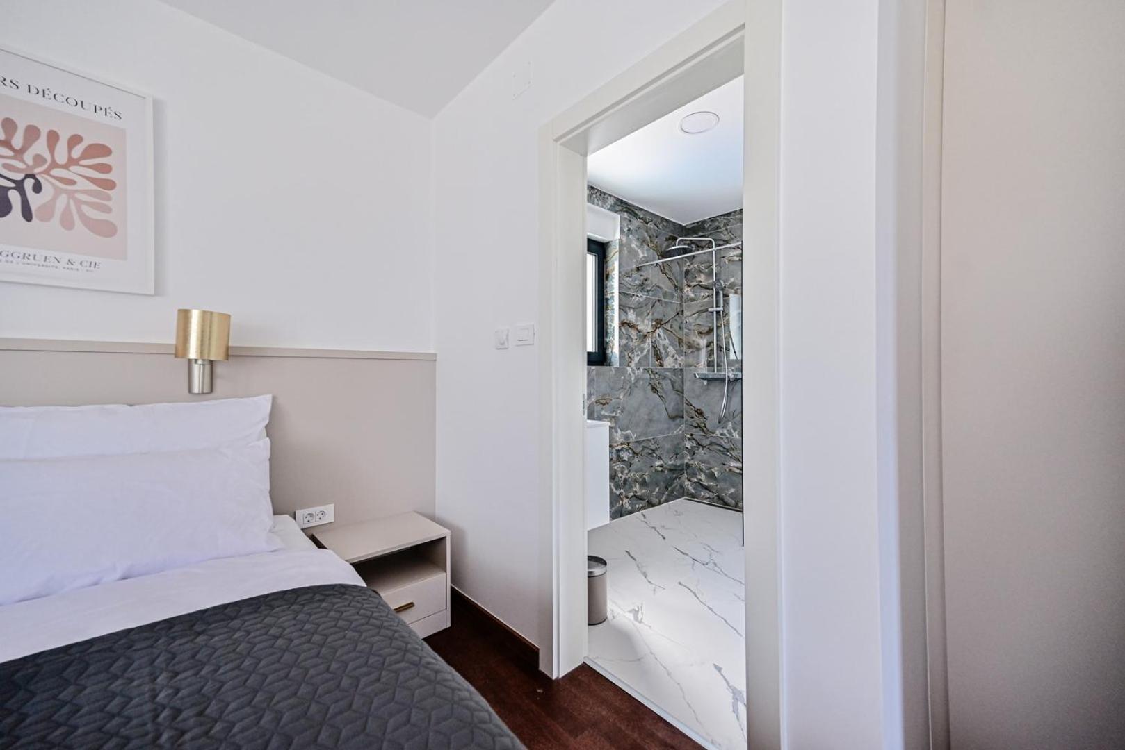 Apartments Sea & Stone Malinska Esterno foto